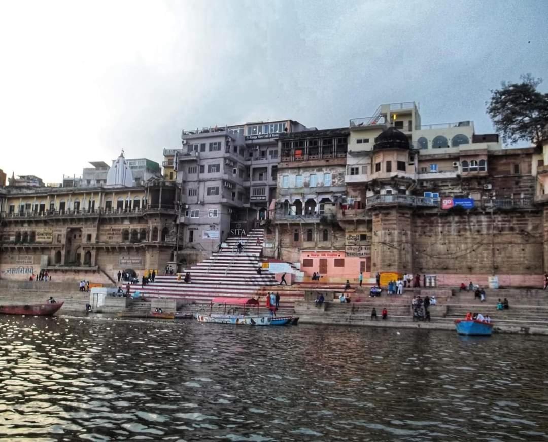 Hotel Sita Palace On Heritage Ghats Of Benaras Varanasi Exterior foto