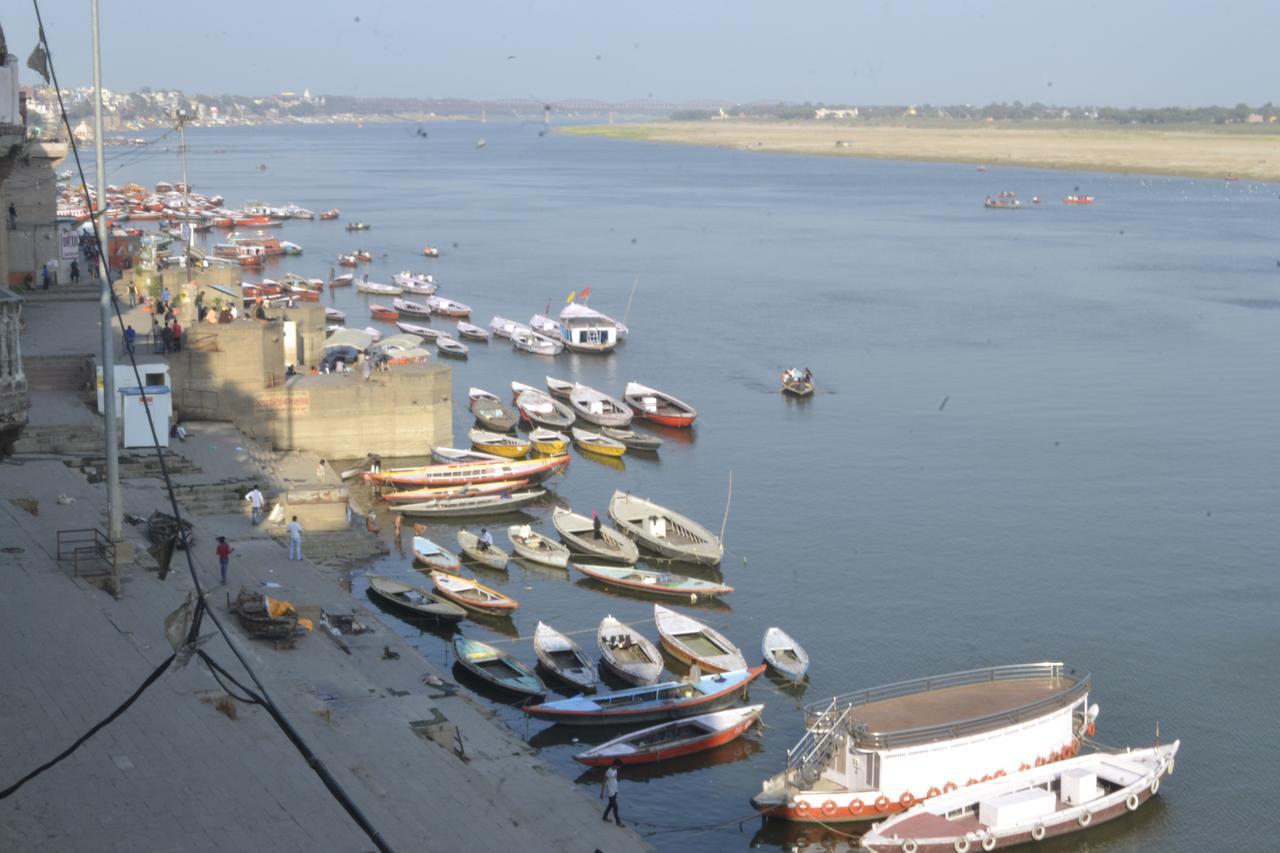 Hotel Sita Palace On Heritage Ghats Of Benaras Varanasi Exterior foto